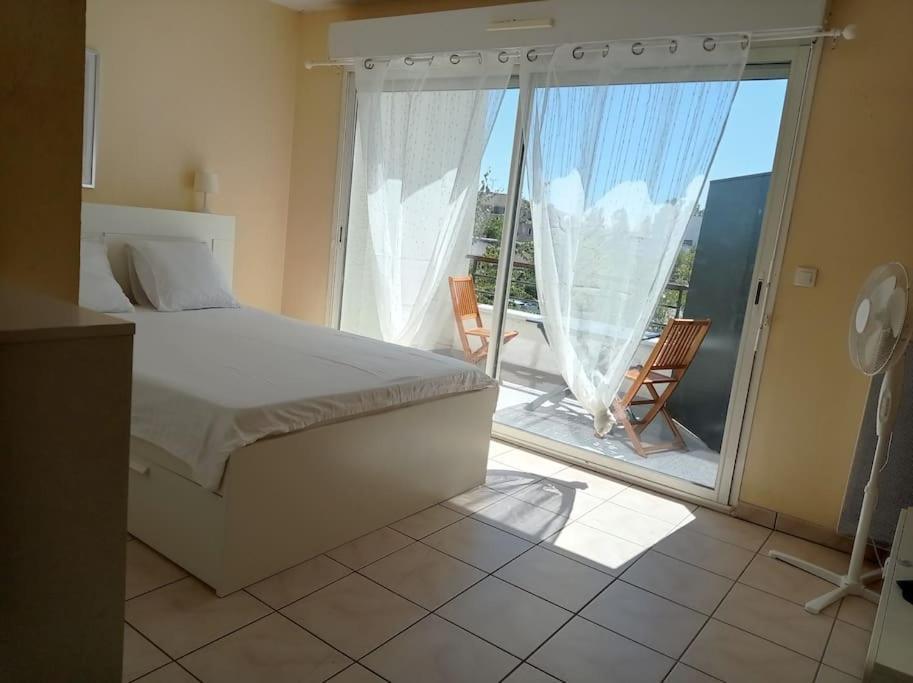 Studio Sur La Plage Des Dagueys Libourne Esterno foto