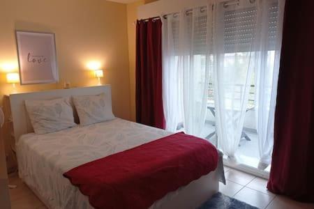 Studio Sur La Plage Des Dagueys Libourne Esterno foto